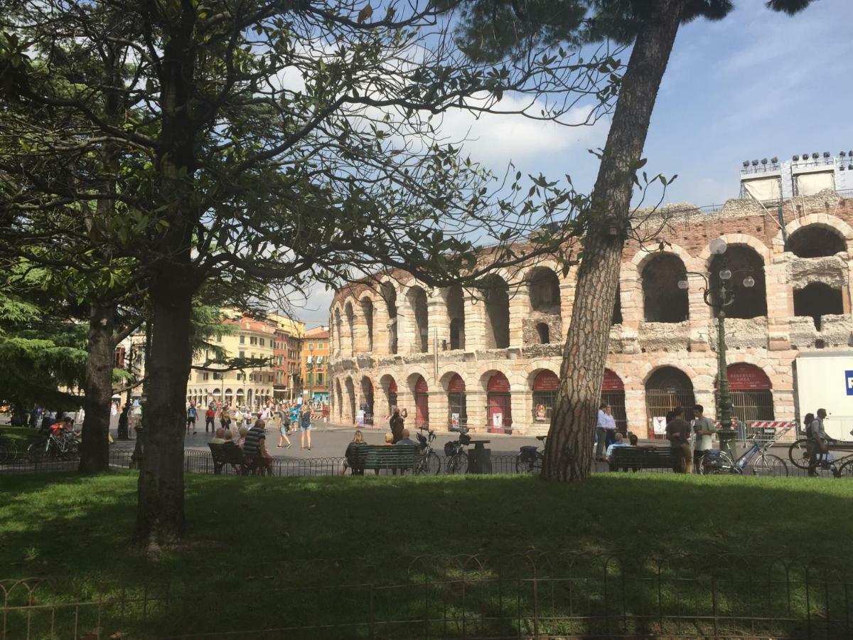 Appartamento "Domus Coeli" Verona Buitenkant foto